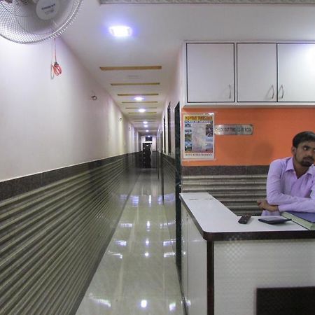 Hotel Royal Residency Mumbai Bagian luar foto